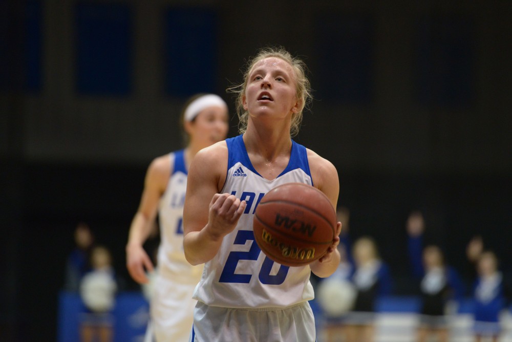 GVL / Luke Holmes - Janae Langs (20) sets up at the free throw line. GVSU Women’s Basketball defeated Michigan Tech in the Fieldhouse Arena on Thursday, Feb. 16, 2017.