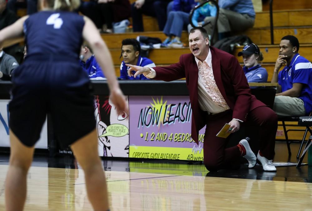 Assistant Head Coach Phil Sayers looks on toward the play during the game vs. Northwood inside the Fieldhouse Arena in Allendale on Thursday, Feb. 9, 2017. 