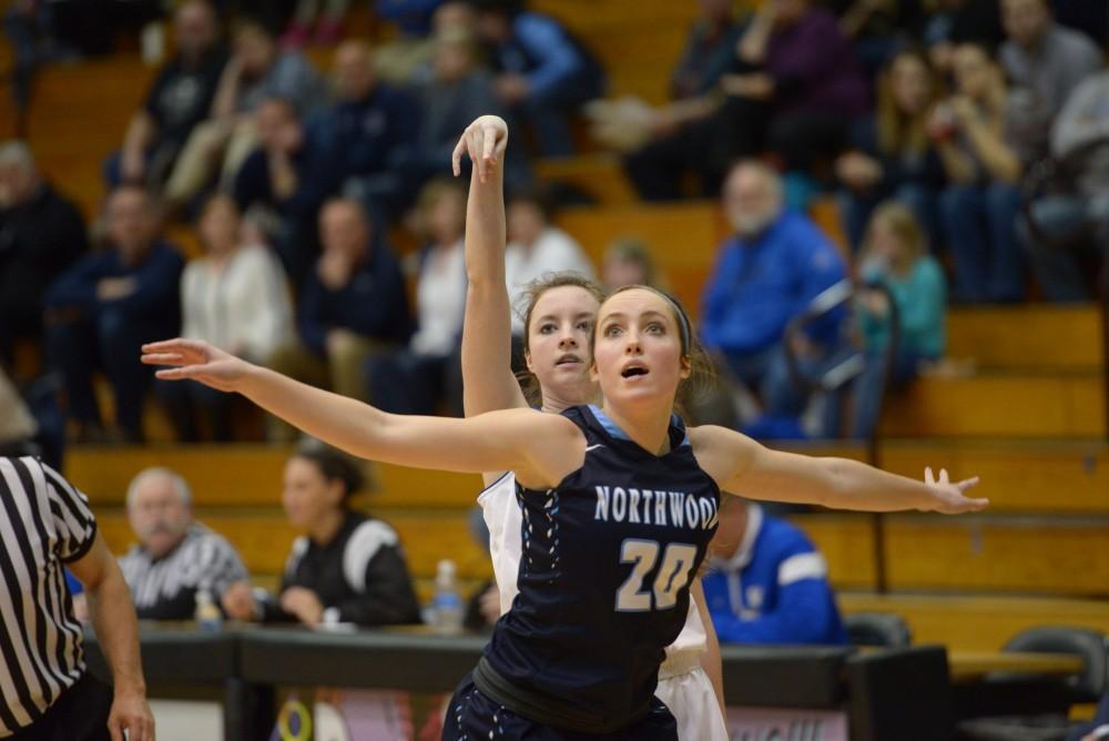 GVL / Luke Holmes - Bailey Cairnduff (34) drains the three. GVSU Women’s Basketball defeated Northwood in the Fieldhouse Arena on Tuesday, Feb. 28, 2016.