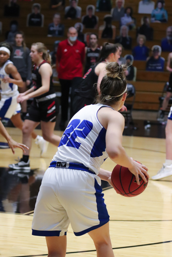 Gv Womens Basketball Tops Ferris State For First In Gliac Grand Valley Lanthorn