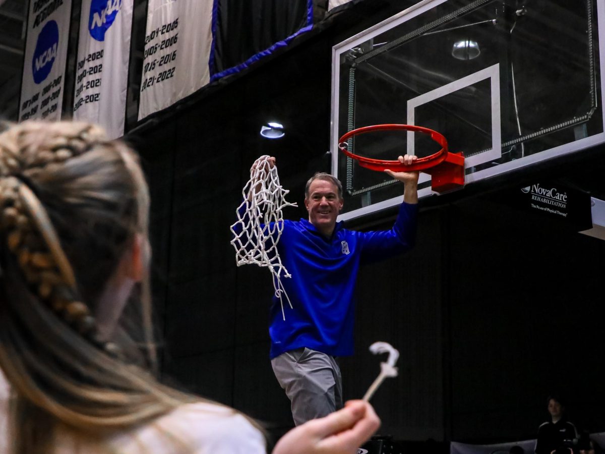 GV women’s basketball wins GLIAC Championship Grand Valley Lanthorn