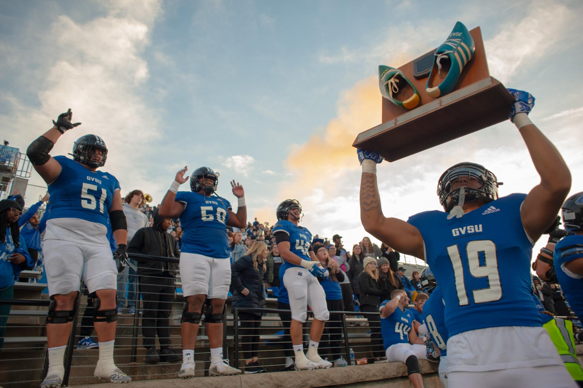 GV Football Crushes Wayne State Warriors In Homecoming Game – Grand ...