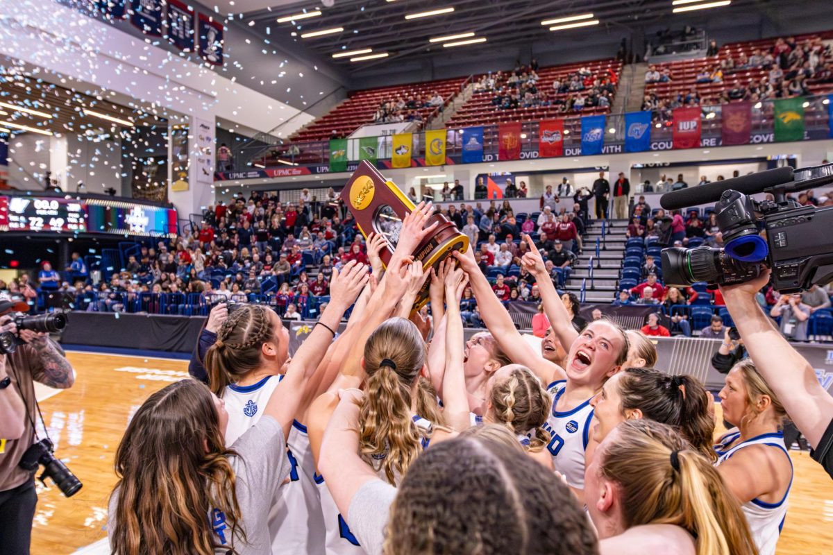 GV WBB National Championship_GVL_ Kerry Farrar Jr-32